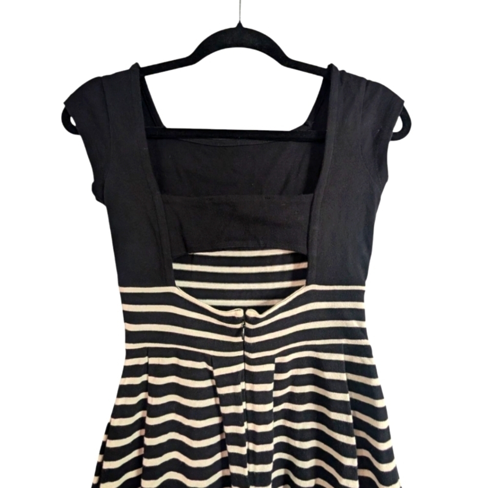 French Connection Dress(34) - Picture 2 of 6
